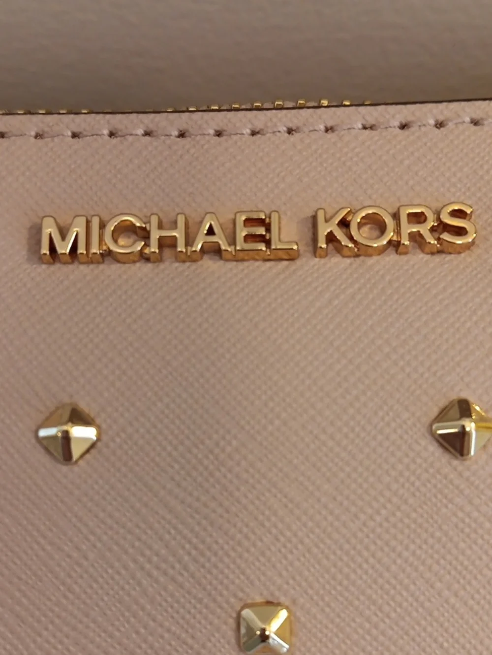 NWT Michael Kors Jet Set Medium Blush Pink Studded Pouchette Leather Bag